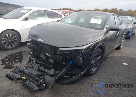 2025 Kia K4 Lxs from USA, damaged, VIN 3KPFT4DEXSE164574